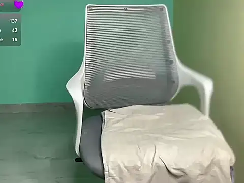 classy_kritii's cam snapshot