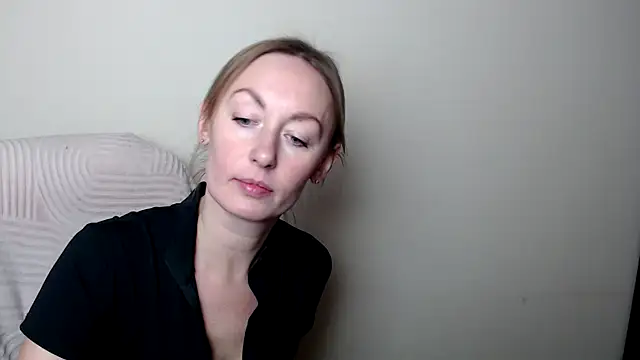 LiaSeass_'s cam snapshot