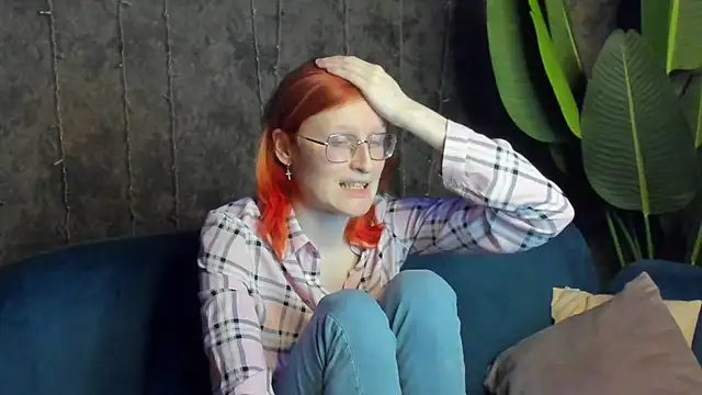 ElizabethHarpper's cam snapshot