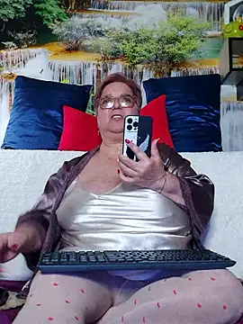 QueenPammy1's cam snapshot