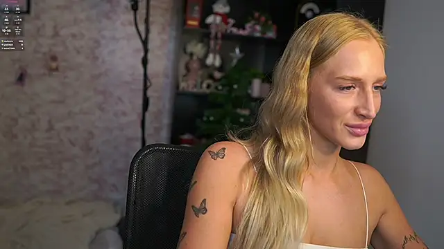 Nicolette__Shea_'s cam snapshot