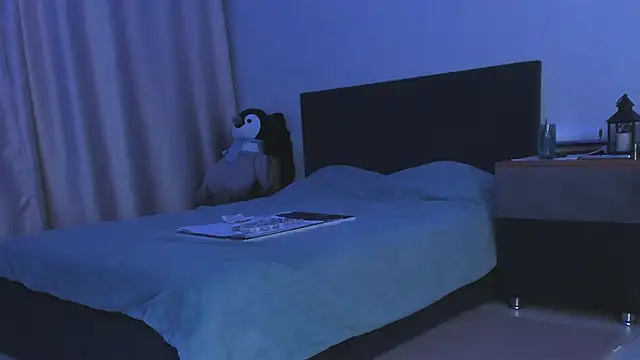 JanetShy's cam snapshot