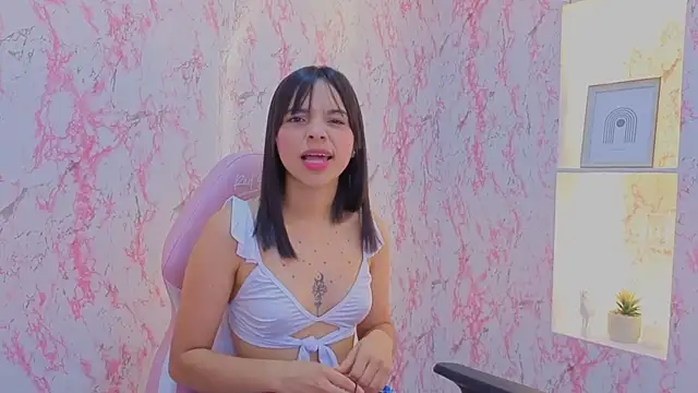 IssaSkinny's cam snapshot