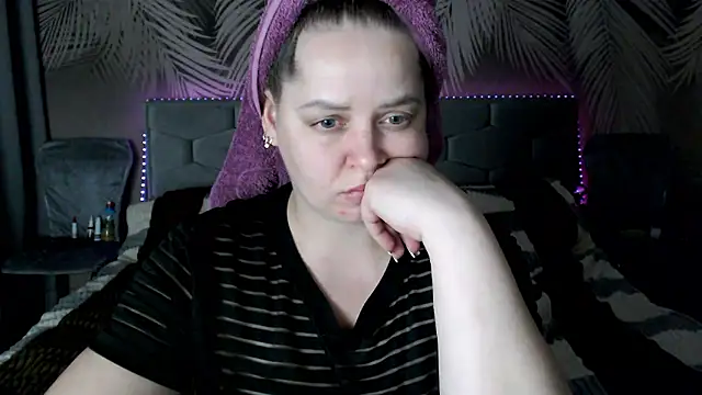 uliastar's cam snapshot