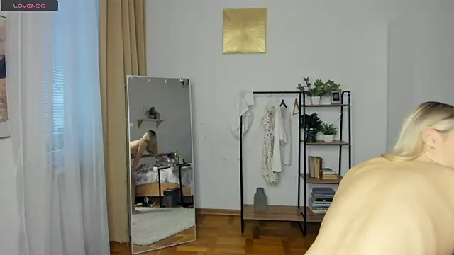 FaaBinaa live sex cam