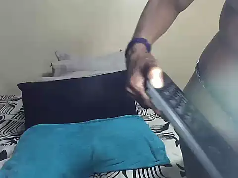 CreamBum1xx's cam snapshot