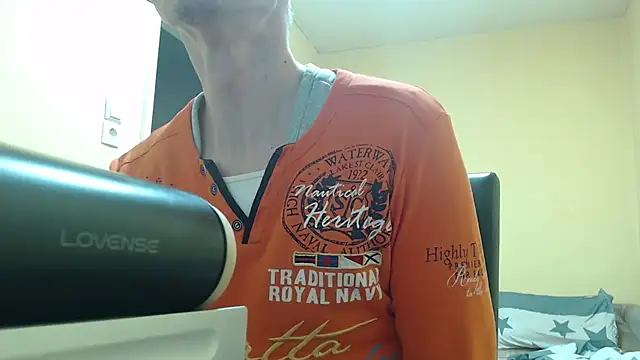 k74robert's cam snapshot