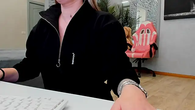 Reina_Cummings's cam snapshot