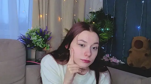 CoraleeVannatten live sex cam