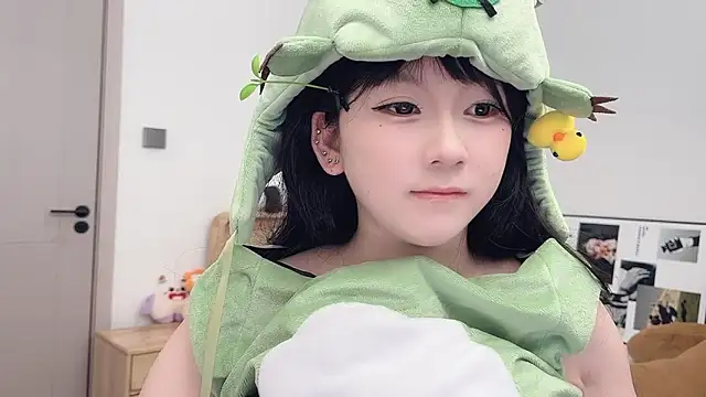 lnua-lnua's cam snapshot