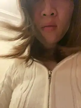 littleqiu9 live sex cam