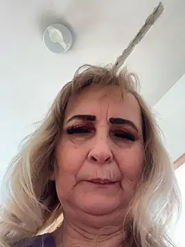 Irina2909@xh live sex cam