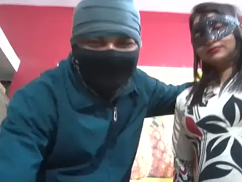 Lovelycouple25 live sex cam