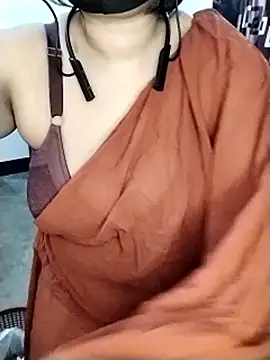 Tishani live sex cam