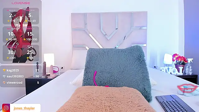 Thayler_jones live sex cam