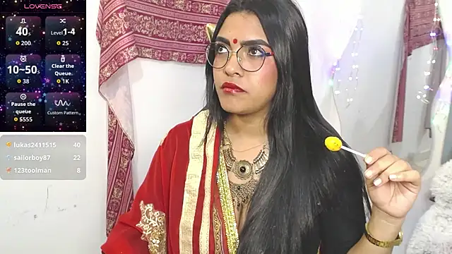 lakshmiraniii's cam snapshot