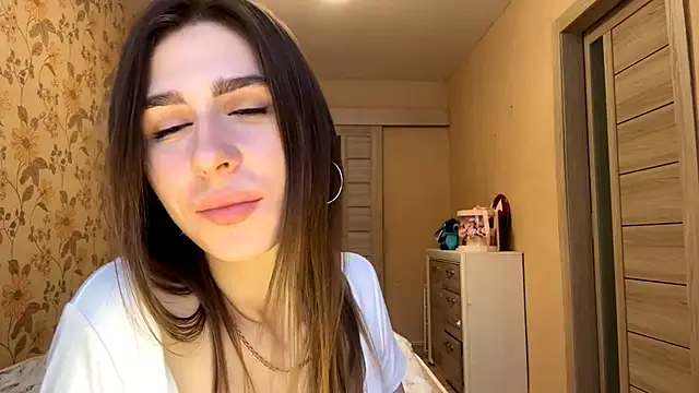 ElsieKuhlmann's cam snapshot