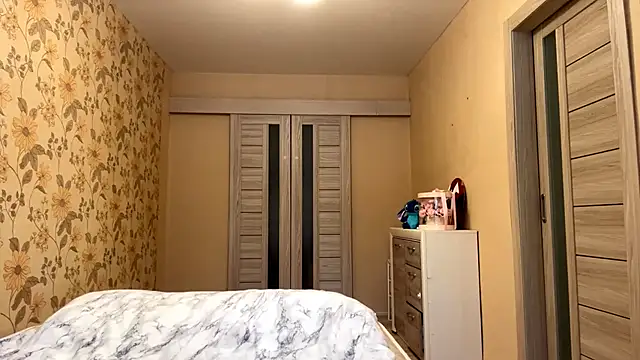 ElsieKuhlmann's cam snapshot