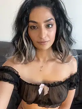 Mia_spicyy's cam snapshot