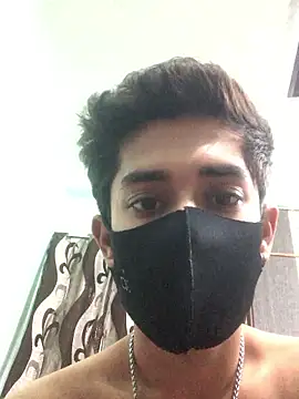 karan72819 live sex cam