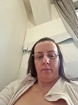 Goodass7 live sex cam