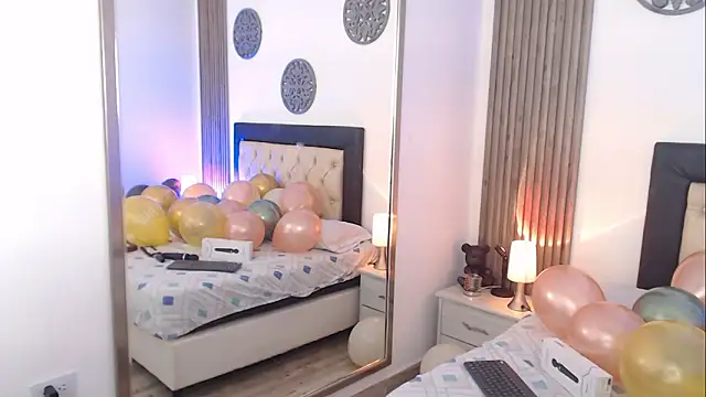 Serena_Houstonn's cam snapshot