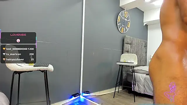 emilio_brandon's cam snapshot