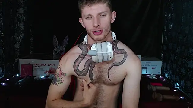 andrewxbi's cam snapshot