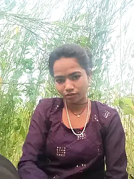 Jooli_sakya live sex cam