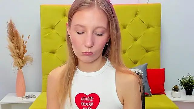 LolaWilsons's cam snapshot