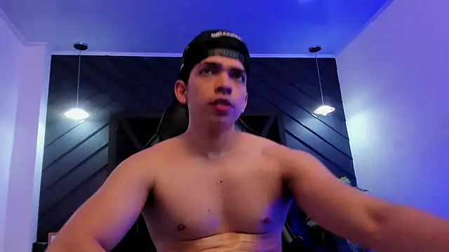 Julian_Mercier live sex cam