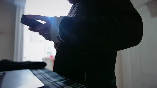 ALPHANDRE live sex cam