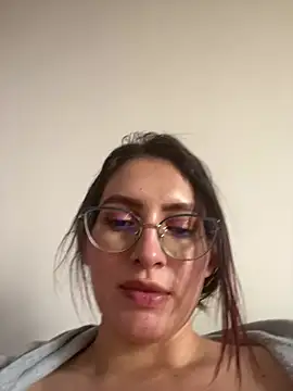 VioletPearson live sex cam