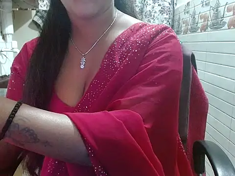 LovingPihu live sex cam