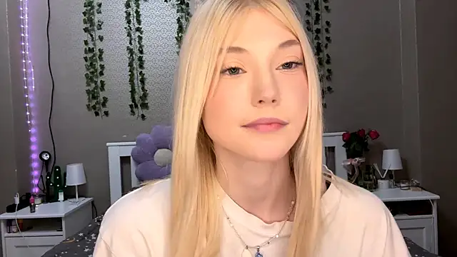 LlsabethHaze's cam snapshot