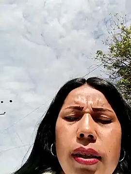 _andrea30 live sex cam