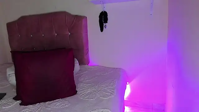 Sheryl_Hamilton live sex cam