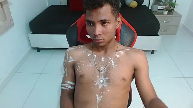 Enzo_fox77 live sex cam