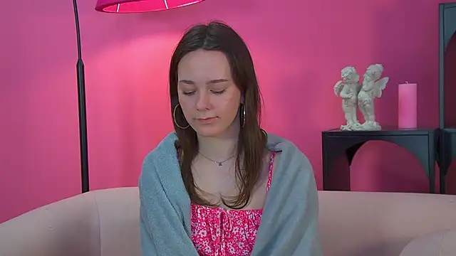 LilyLanes's cam snapshot