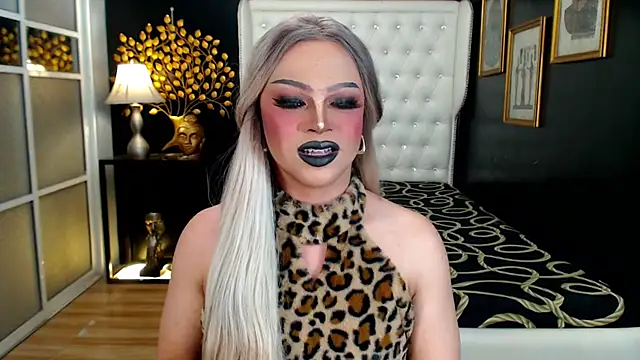 Miss_jassyjuicyandsexy live sex cam