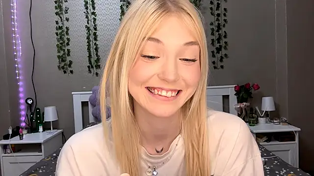 LlsabethHaze's cam snapshot