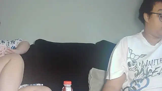 vanilla_chocolate23's cam snapshot