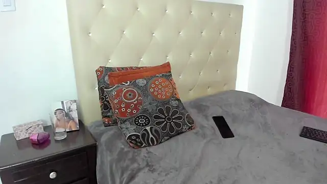 LUISSA_'s cam snapshot