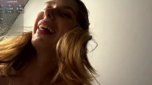 SofyBruno live sex cam