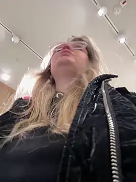 Teya_moon_ live sex cam