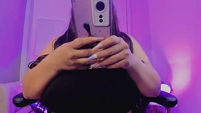 Sabrina_Sabrock_'s cam snapshot