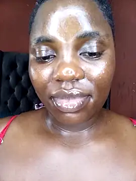 TheSpiceyQueen's cam snapshot