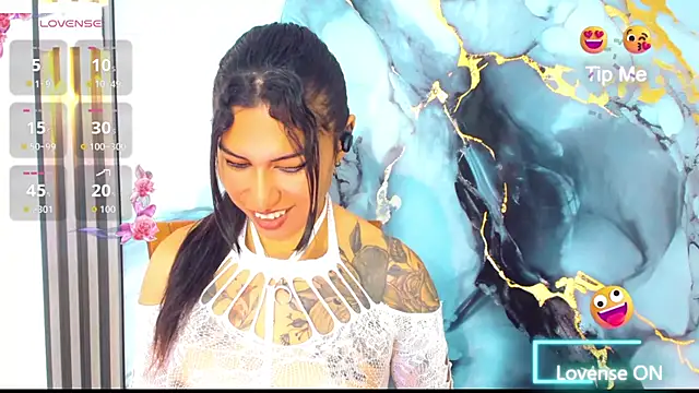 khiara_moretti live sex cam