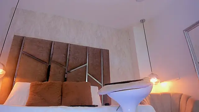 Martinaa_Jones_ live sex cam