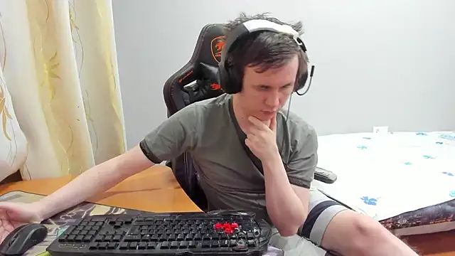 iliaskrislove live sex cam